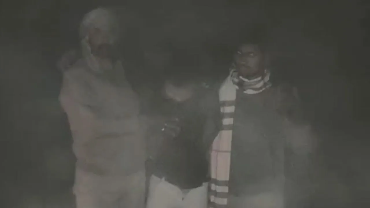  यूपी पुलिस का एक्शन: लूटेरे बदमाशों के साथ मुठभेड़ में पैर में लगी गोली, अरेस्ट