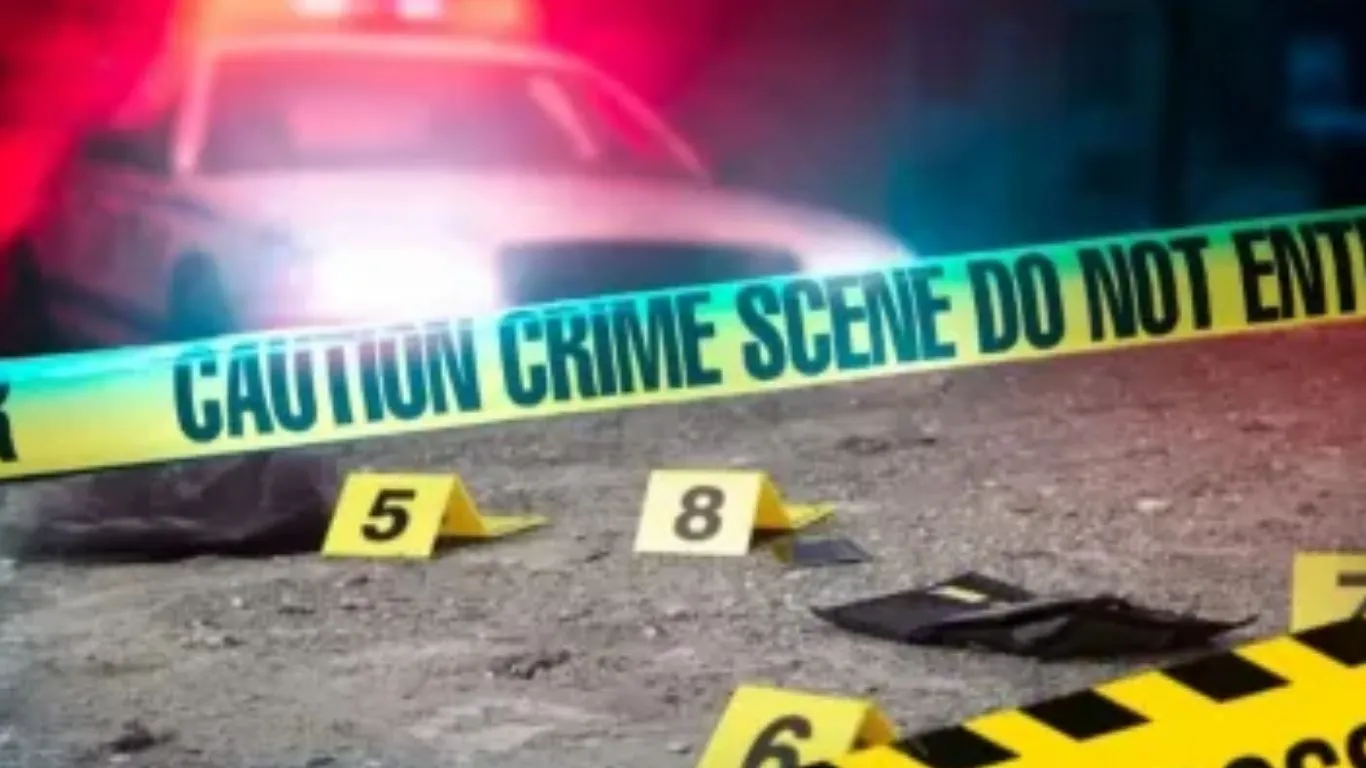 कौशांबी में इनामी बदमाश मुठभेड़ के बाद गिरफ्तार:  लूट और हत्या के मामले दर्ज, साथी मिथुन को भी किया अरेस्ट  