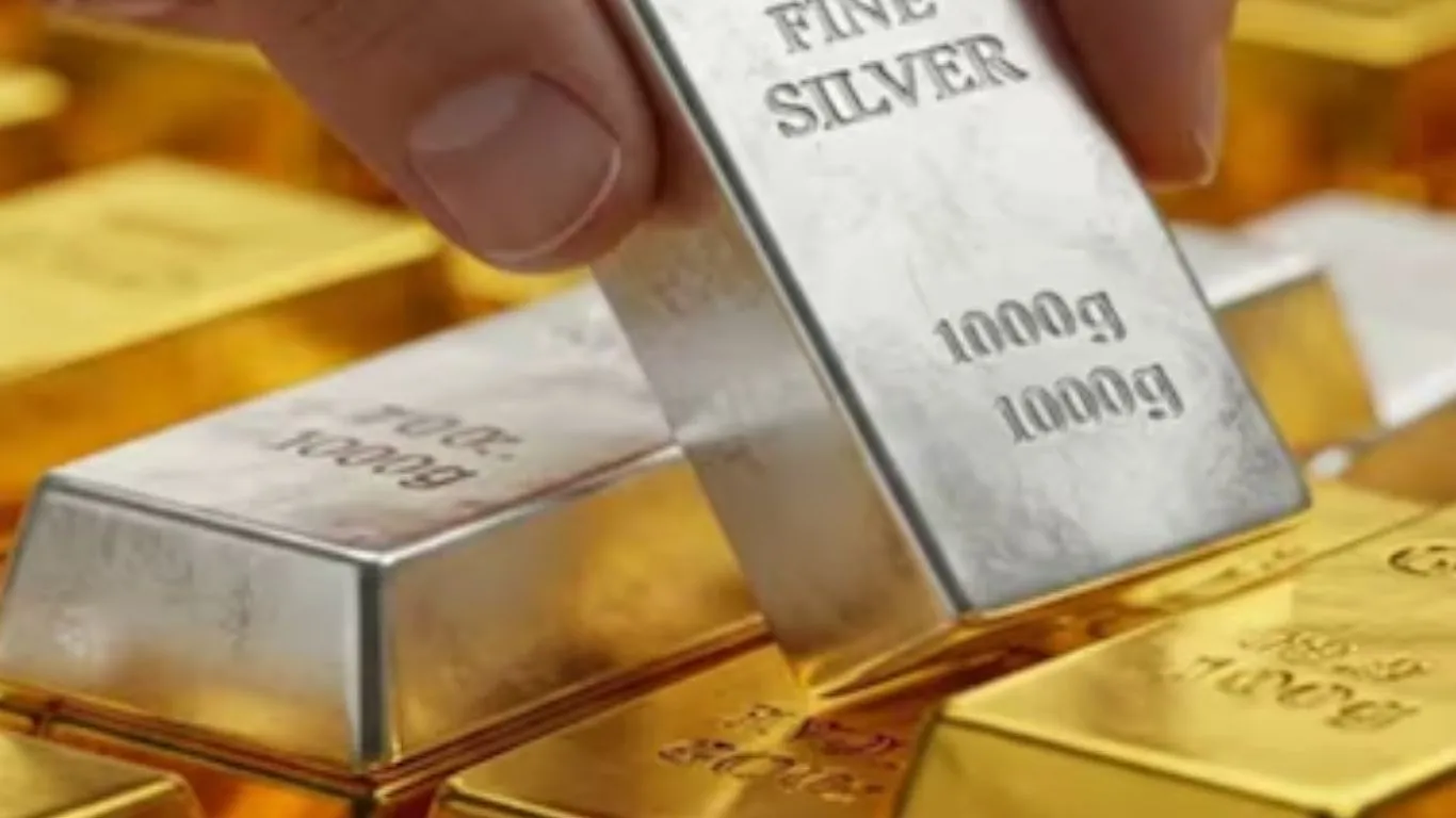 चांदी के दाम में उछाल,  दस ग्राम का सिक्का 1970 रुपये का...चेक करें आज का रेट 