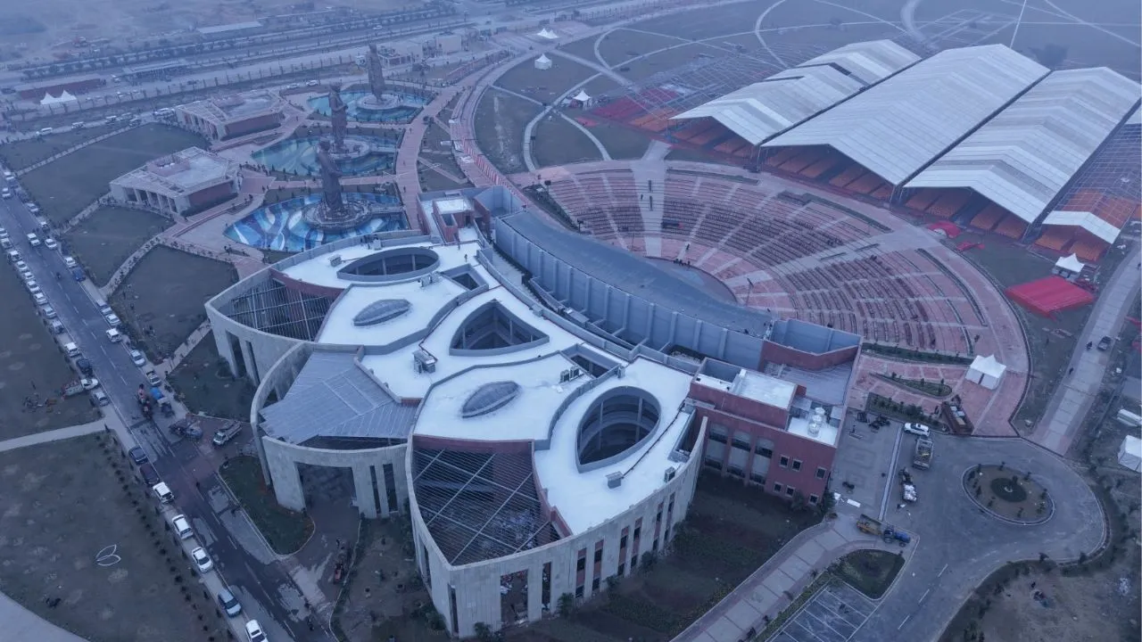  'राष्ट्र प्रेरणा स्थल बना अभेद दुर्ग, पुलिस तैनात' कल होने वाले PM कार्यक्रम को लेकर राजधानी में हाई अलर्ट