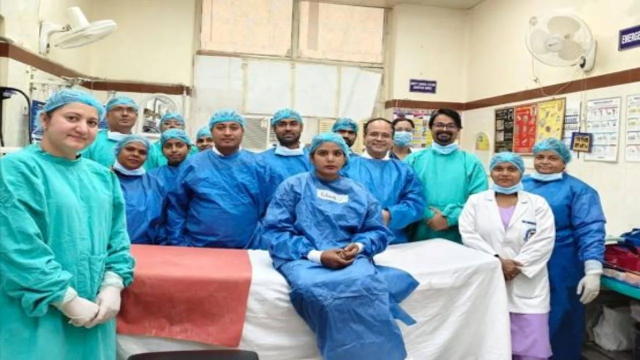 केजीएमयू : डॉक्टरों ने मरीज के पित्त की नली को चुंबक तकनीक से जोड़ा, बचाई जान
