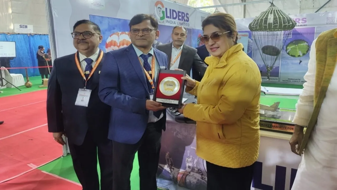 कानपुर : राष्ट्रीय रक्षा प्रदर्शनी में जीआईएल ने किया नवाचार का प्रदर्शन