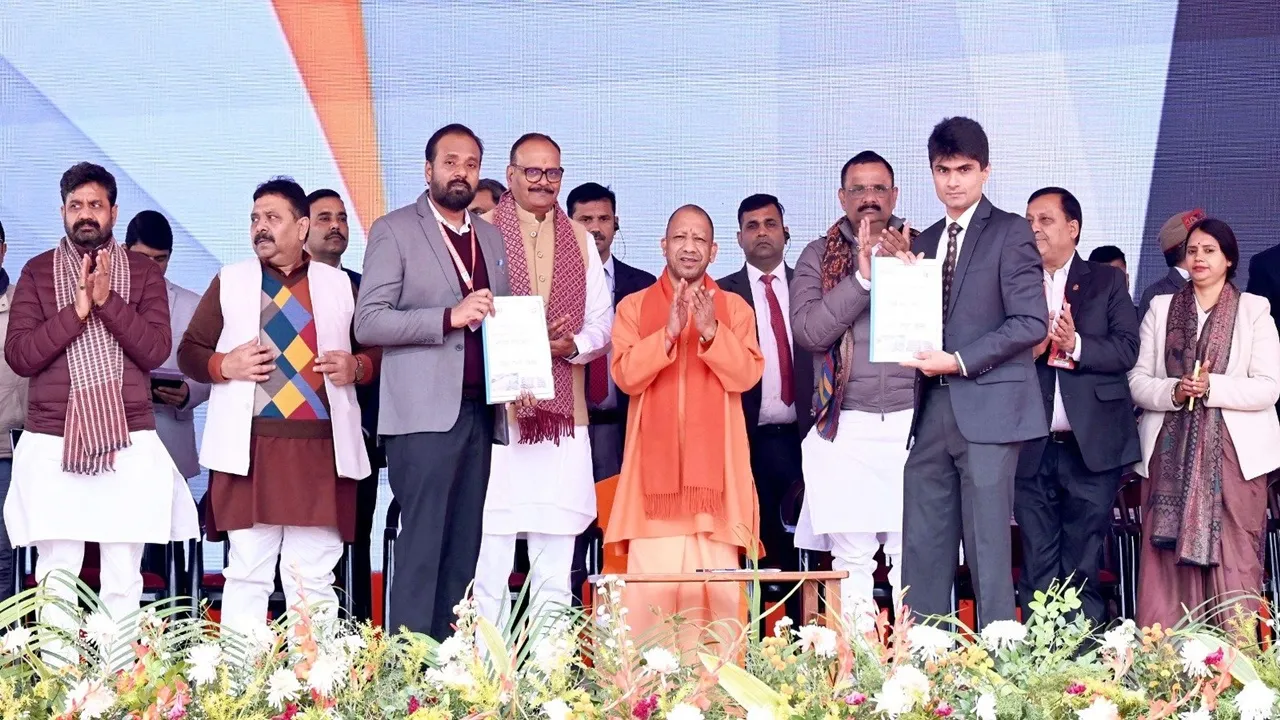 वाराणसी नेशनल वॉलीबॉल चैंपियनशिप : बृजेश पाठक बोले- खेलों को बढ़ाने के लिए लगातार प्रयास
