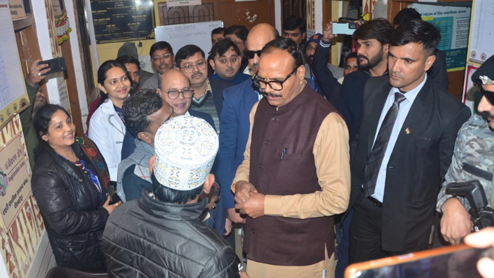 Bareilly : दवाओं की कमी पर डिप्टी सीएम ने सीएमओ से जताई नाराजगी