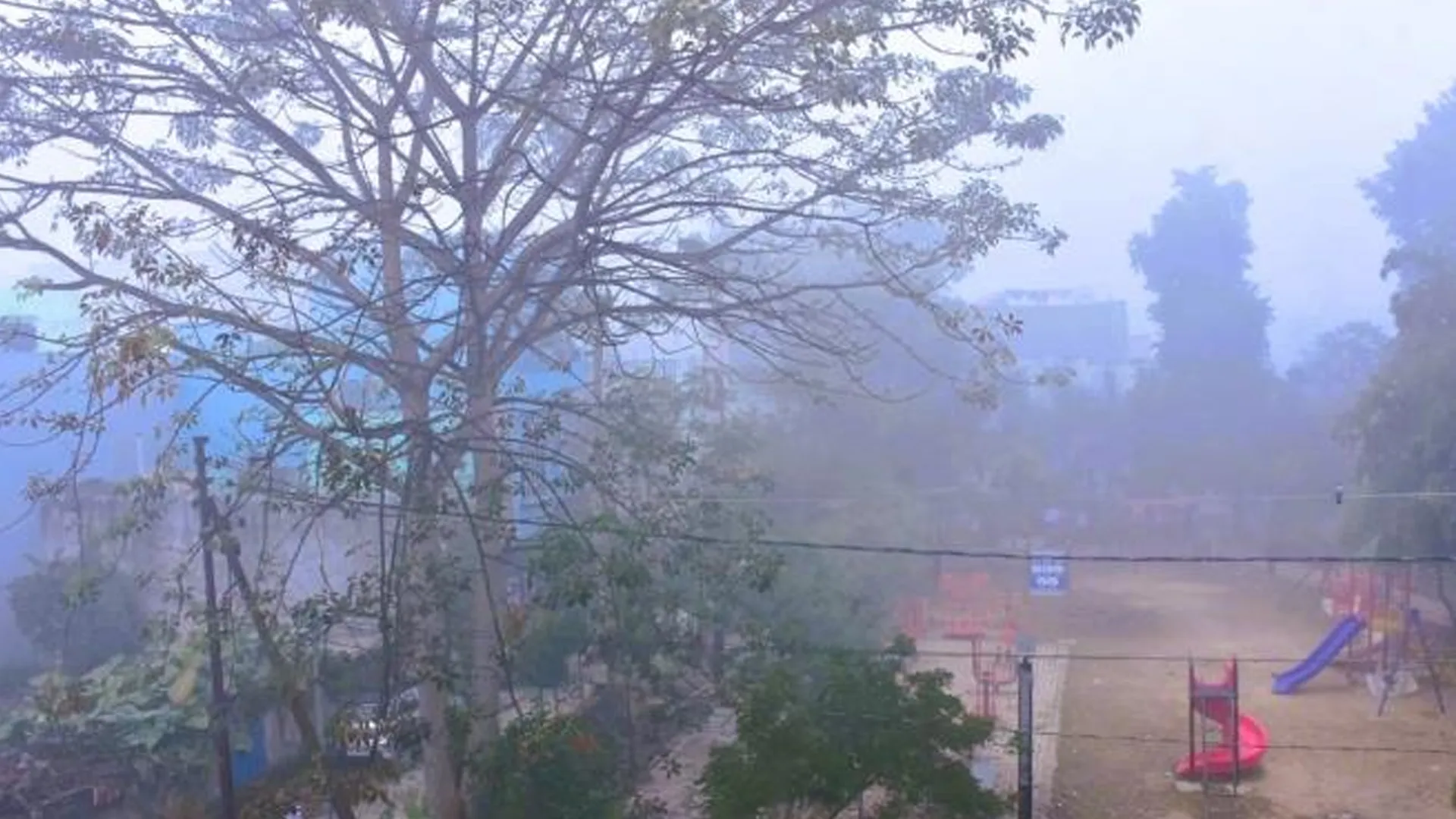 Moradabad: फिर बढ़ा वायु प्रदूषण, महानगर के प्रमुख क्षेत्रों में एक्यूआई 100 से अधिक