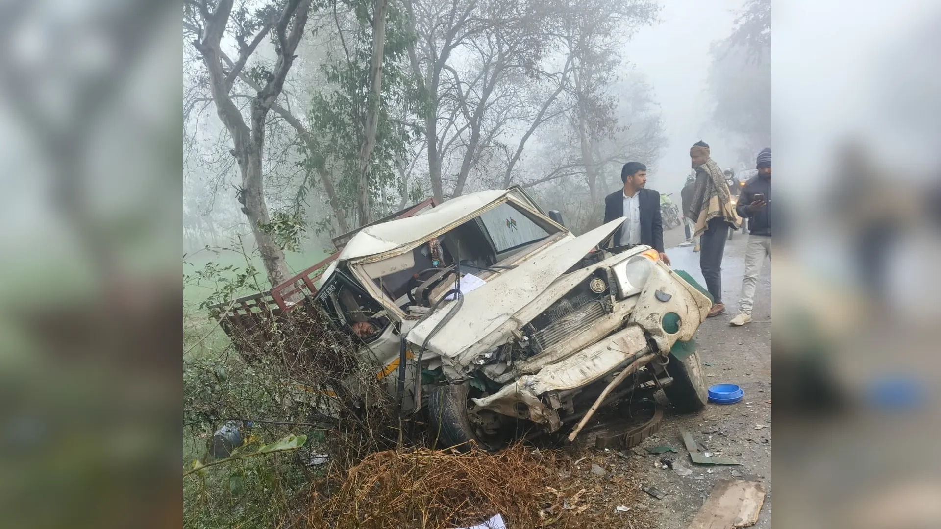 बदायूं : वाहनों की भिड़ंत में एक चालक की मौत, दूसरा घायल