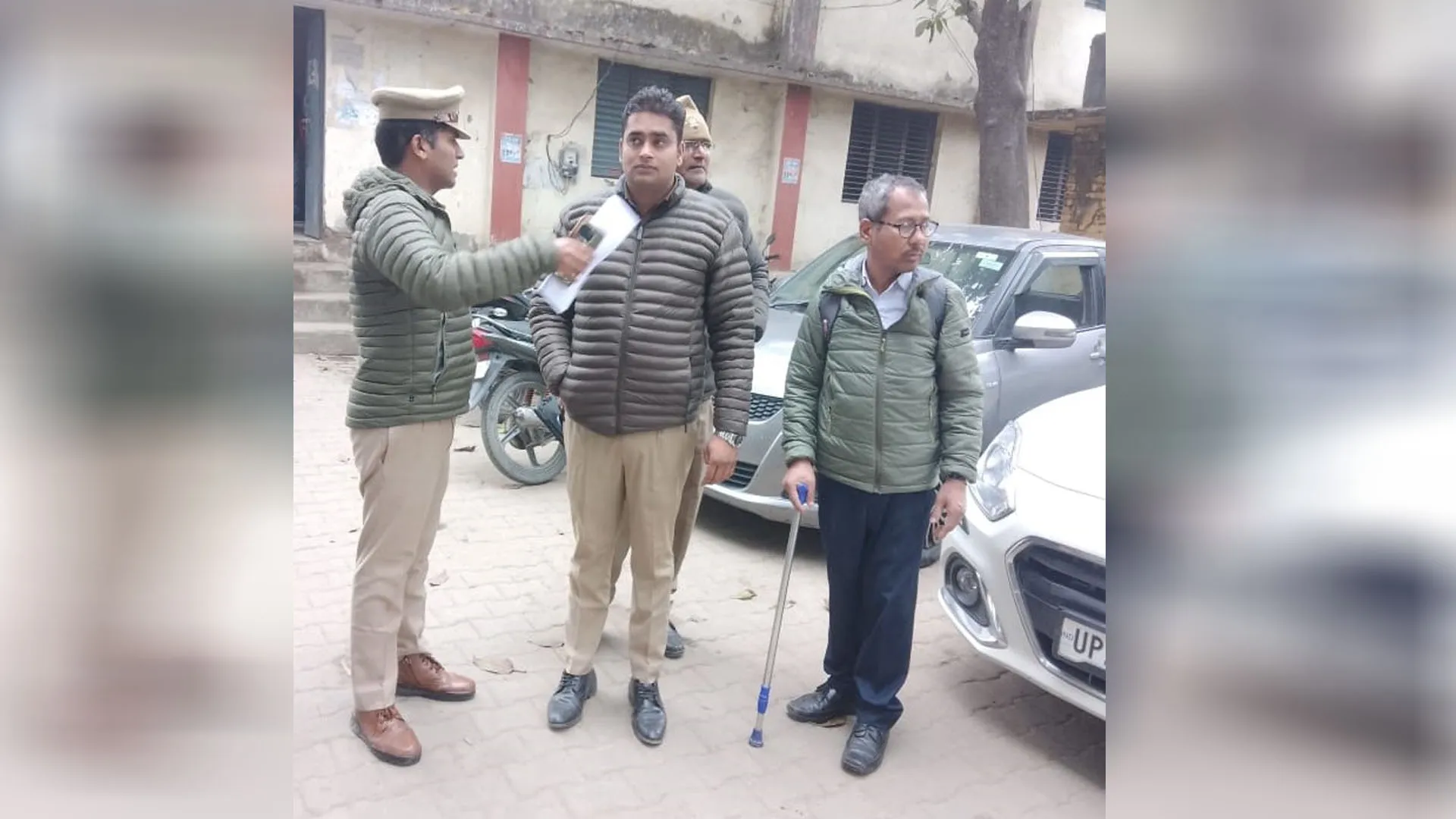 Moradabad: महिला कर्मचारी से छेड़खानी का आरोपी कानूनगो गिरफ्तार