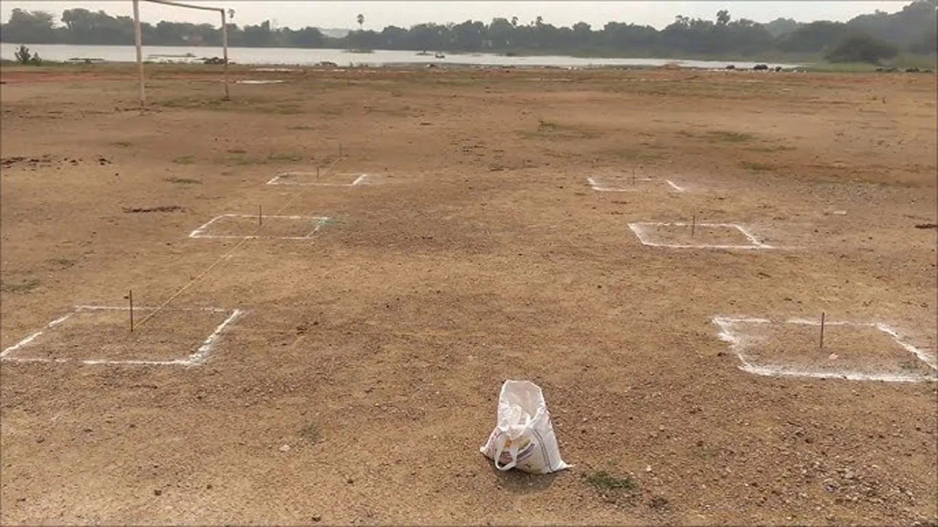 Bareilly: भूमि का दो साल से चिह्नांकन नहीं, बरातघर का निर्माण लटका