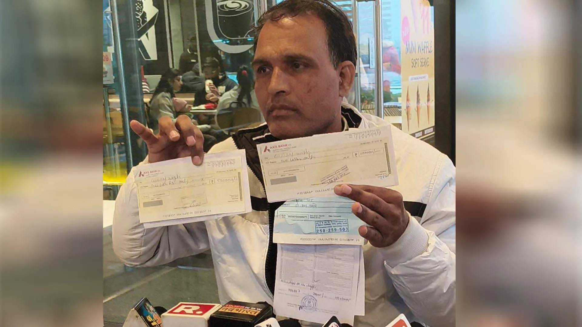 UP: भाजपा नेता व उसकी पत्नी के खिलाफ 24.60 हजार रुपये हड़पने का मामला पकड़ रहा तूल