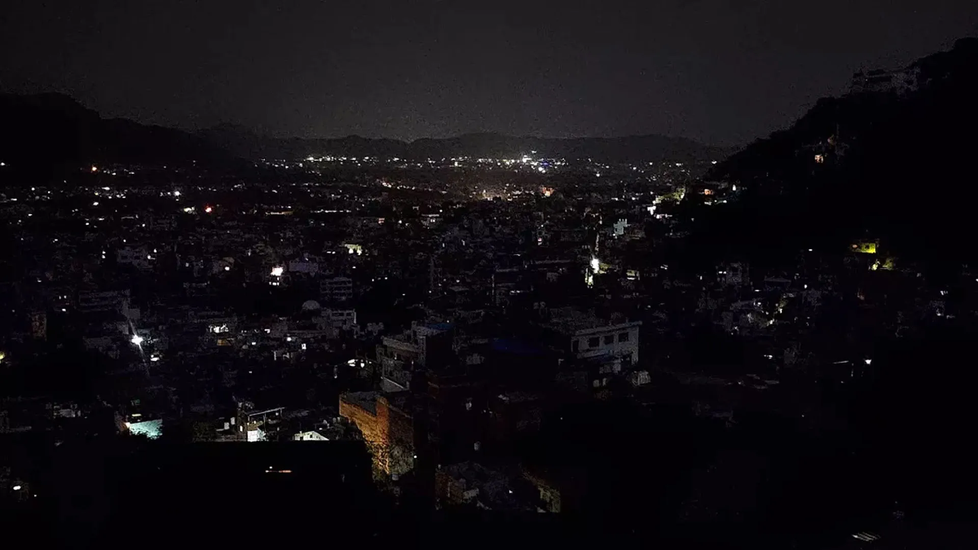 Bareilly: ब्लैक-आउट मॉक ड्रिल की तैयारी पूरी, 23 को होगा आयोजन