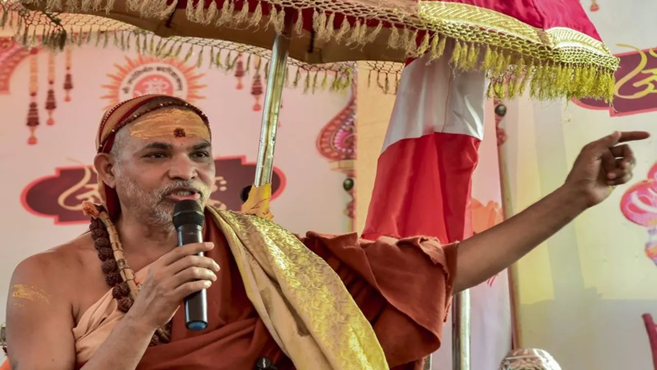 अब सरकार बदले की भावना से कार्रवाई कर रही है... स्वामी अविमुक्तेश्वरानंद ने दिया मेला प्रशासन के दूसरे नोटिस का जवाब