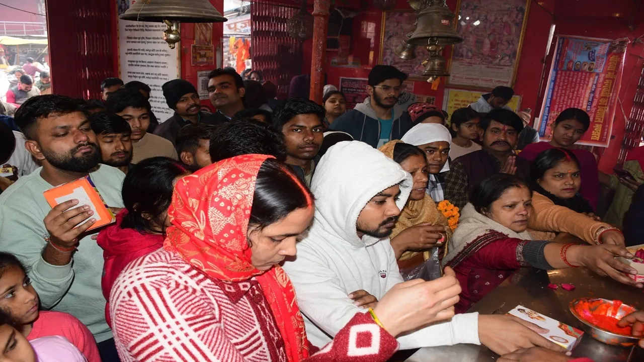 बाराबंकी : आस्था, उल्लास और अपनत्व के संग लोगों ने किया नववर्ष का स्वागत, लोधेश्वर महादेवा में लगा भक्तों का रेला 