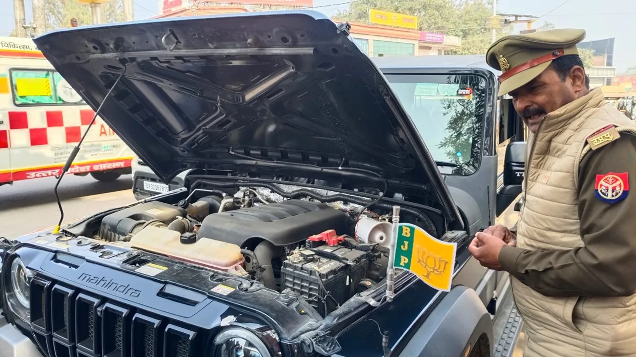 बाराबंकी : हूटर बजाते मिली ‘चाचा की गाड़ी’, 10 हजार चालान