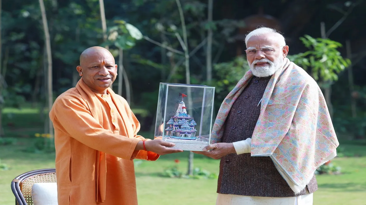 मकर संक्रांति के बाद UP कैबिनेट में बड़ा फेरबदल तय : CM योगी ने दिल्ली में की पीएम मोदी और नड्डा से मुलाकात