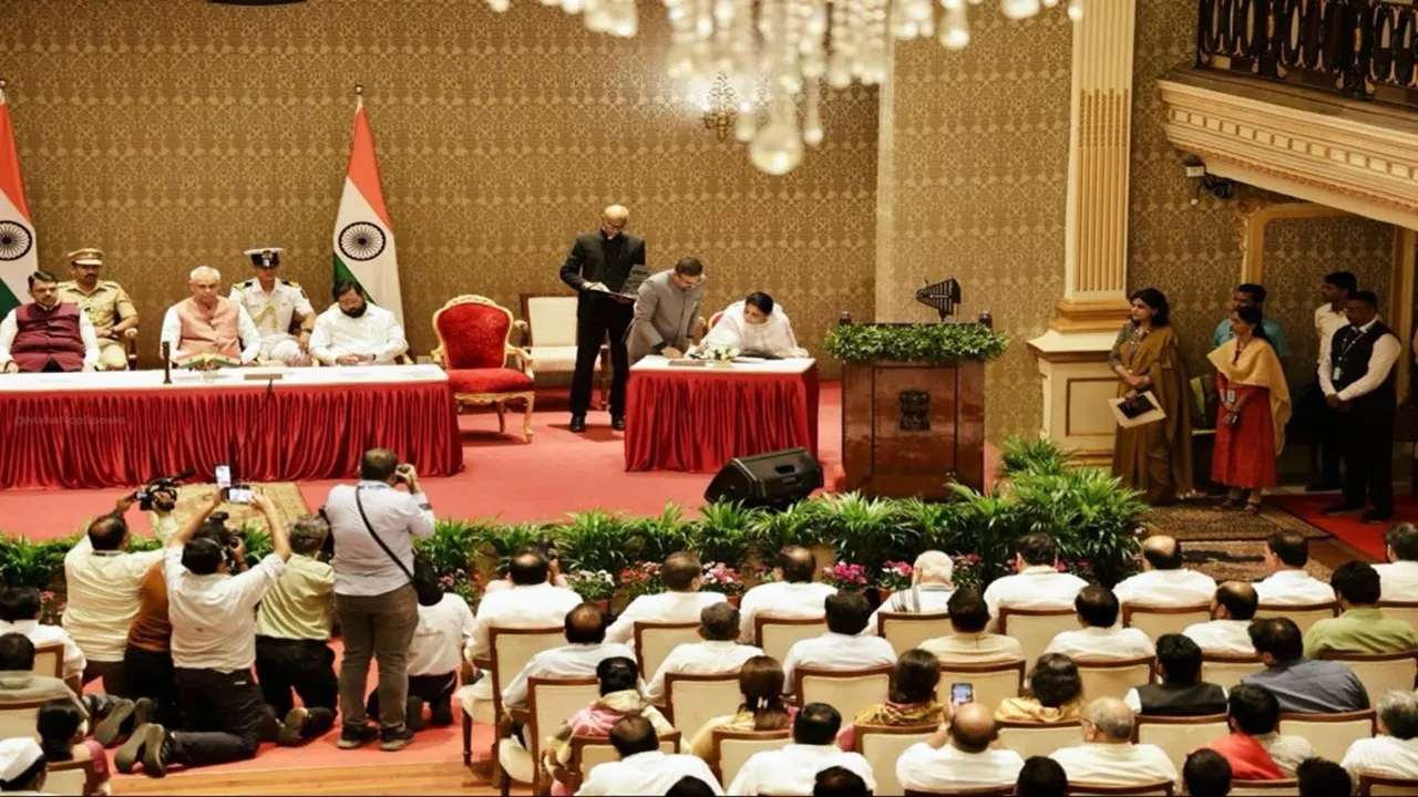 हम अजित पवार की विरासत और आदर्शों को आगे बढ़ाएंगे,  डिप्टी CM बनने पर सुनेत्रा पवार की पहली प्रतिक्रिया