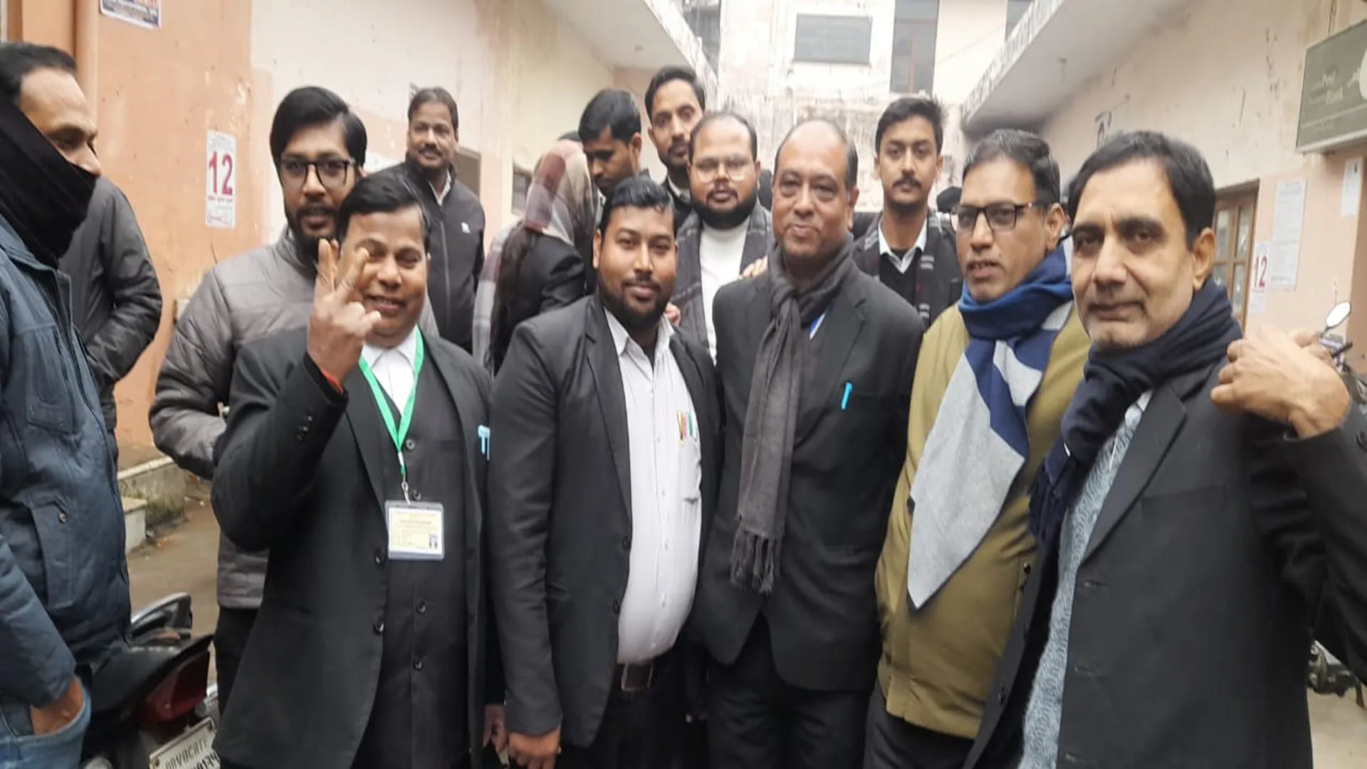 Bareilly: बार एसोसिएशन चुनाव की मतगणना जारी, कनिष्क उपाध्यक्ष पद पर रजत मोहन विजयी