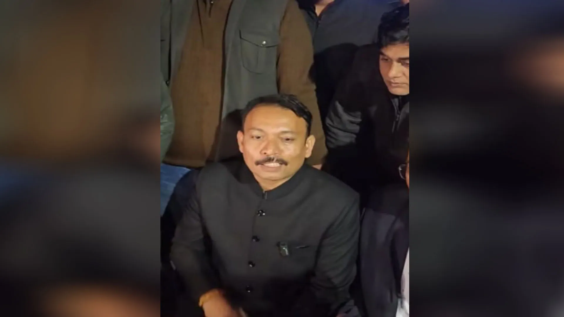 Bareilly : सिटी मजिस्ट्रेट अलंकार अग्निहोत्री को किया सस्पेंड...बोले-निलंबन के खिलाफ जाएंगे कोर्ट