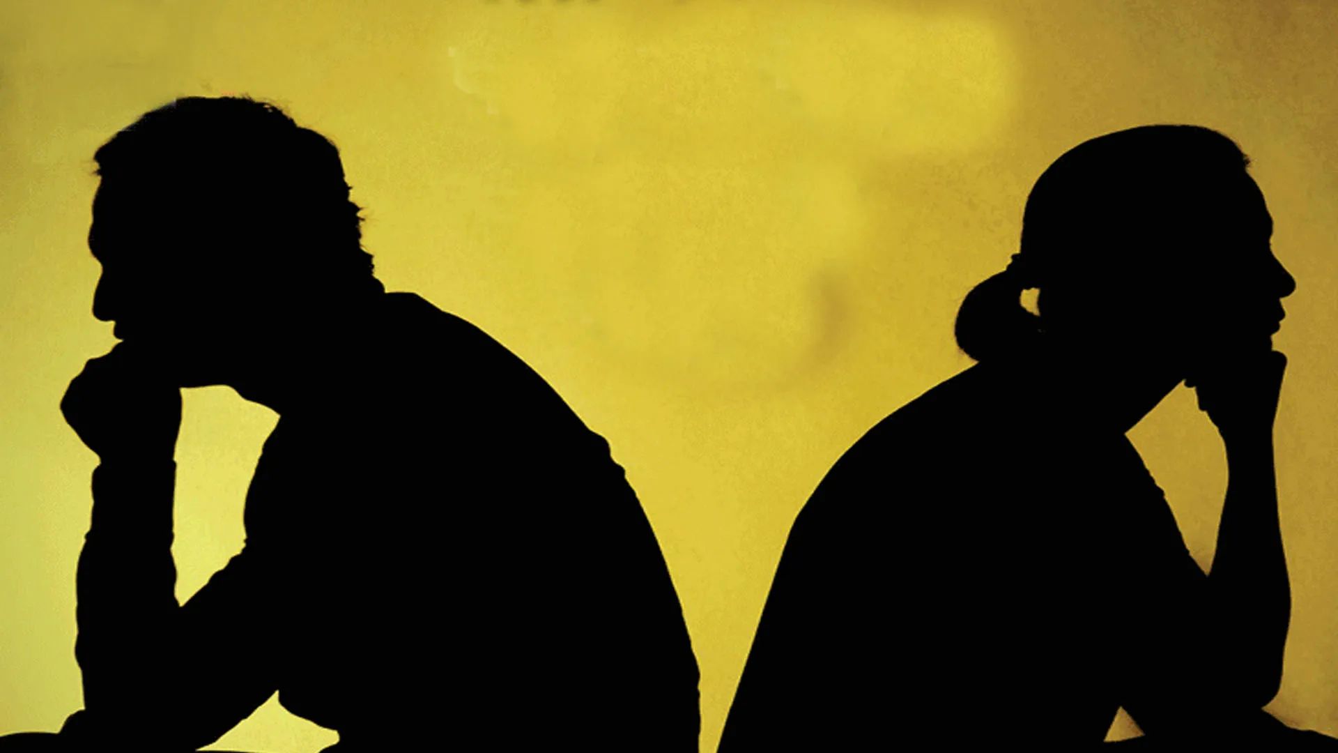 Bareilly: कमजोरी का शिकार था पति, सुहागरात को पत्नी से बनाई दूरी...मामला थाने पहुंचा तो FIR