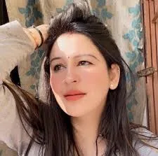 जूही को धमकाया, ज्योति अधिकारी पर एक और मुकदमा