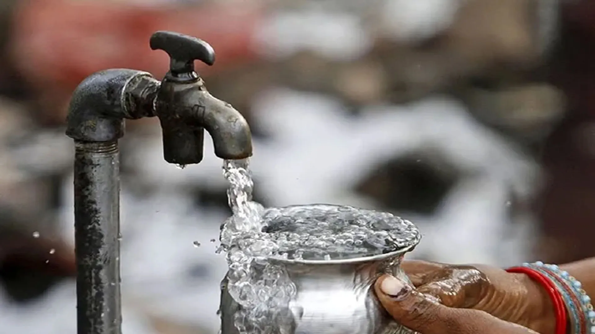 Bareilly: लौंगपुर में घर-घर जलापूर्ति के दावों की कमेटी करेगी जांच, डिप्टी सीएम के सामने एक्सईएन ने किया था दावा