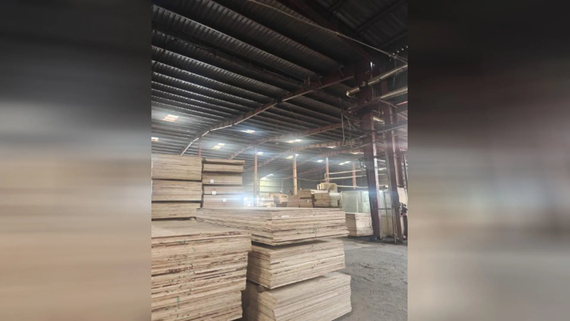 Bareilly : 22 करोड़ जीएसटी बकाया पर बरेली प्लाईबोर्ड फैक्ट्री कुर्क, पहले भी हुए थे सर्वे और छापेमारी