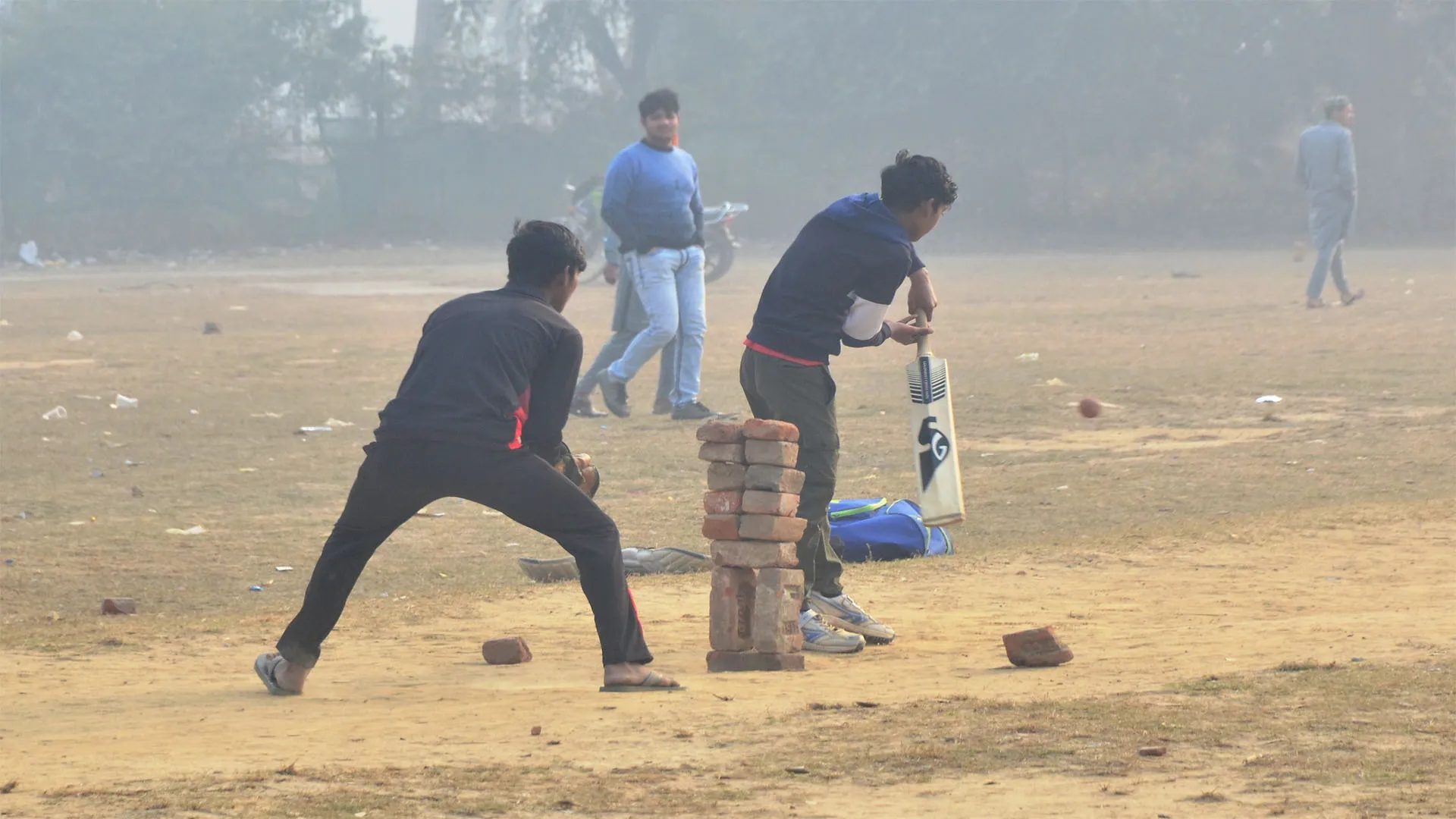 Bareilly : सर्द हवाओं ने कम की धूप की तपिश, ठंड से राहत नहीं, दिन में गिरावट मगर रात को चढ़ेगा पारा 