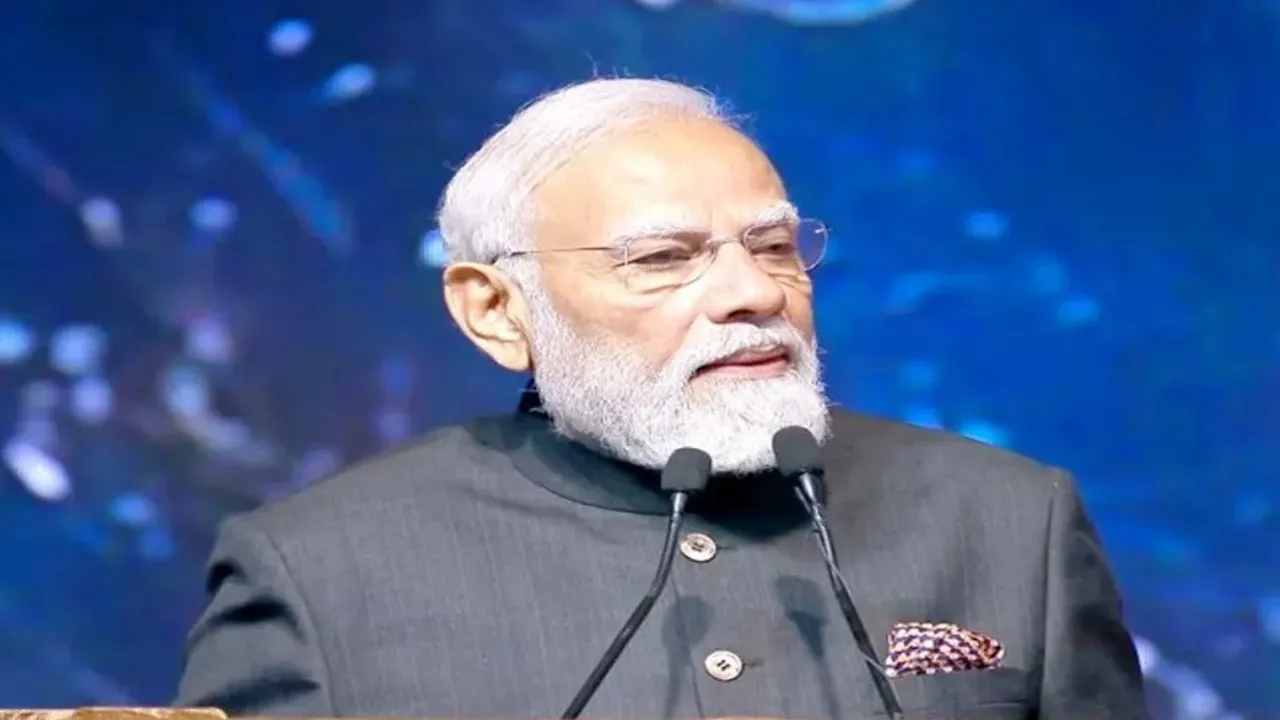 बुद्ध अवशेष प्रदर्शनी का पीएम मोदी ने किया उद्घाटन : कहा- महात्मा बुद्ध से जुड़े स्थलों, अवशेषों का संरक्षण सरकार की प्राथमिकता