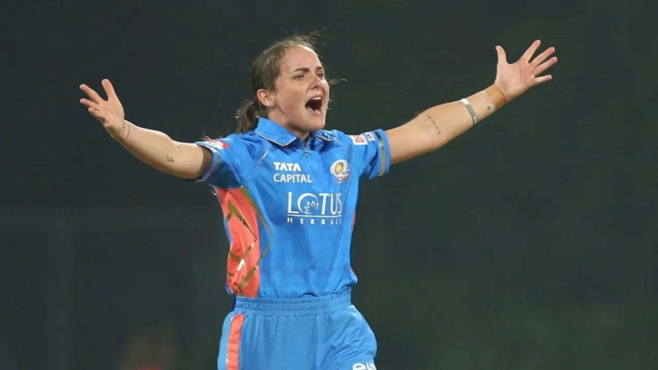 WPL 2026 के पहले मैच में ही टूटा बड़ा रिकॉर्ड: मुंबई इंडियंस की ये गेंदबाज बनीं ऑल-टाइम सबसे ज्यादा विकेट लेने वाली खिलाड़ी