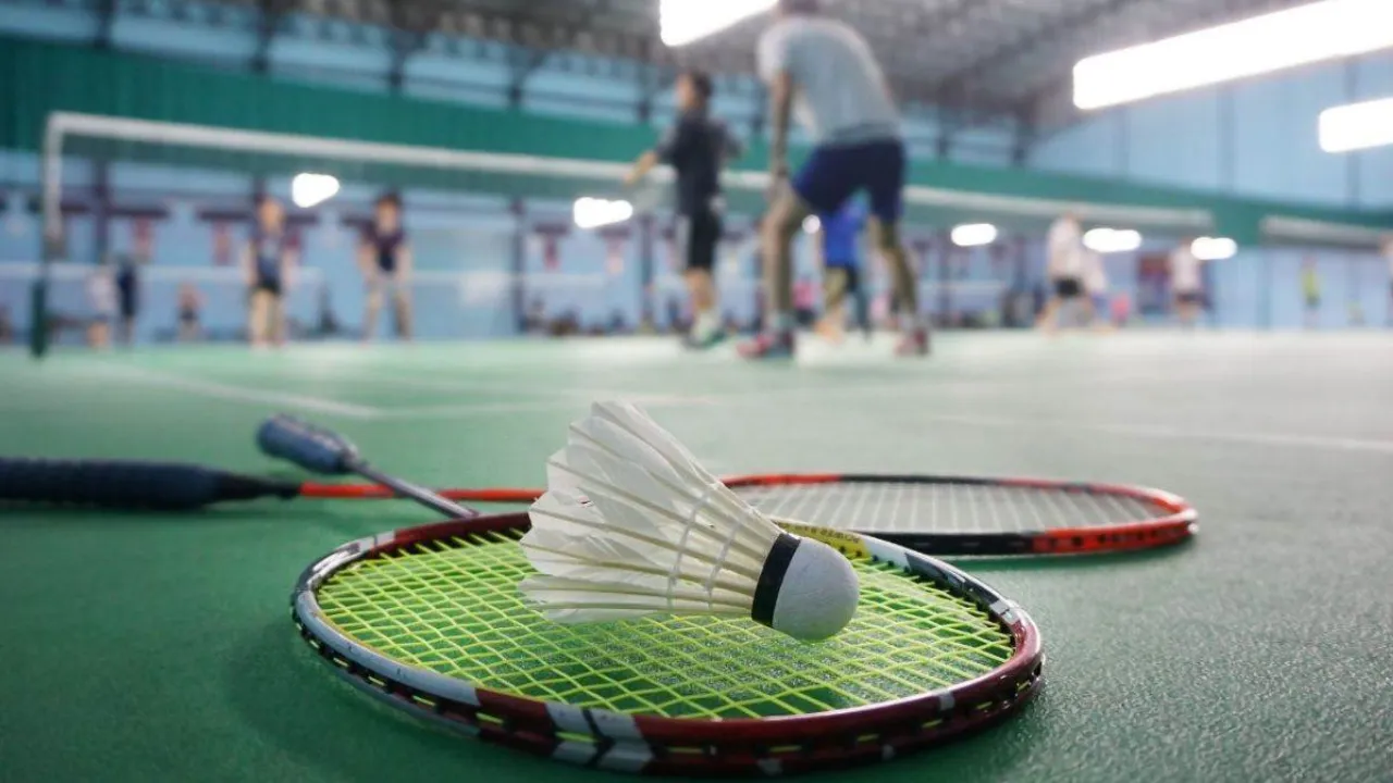 लखनऊ के बैडमिंटन खिलाड़ियों को नए वर्ष में बड़ी सौगात, केडी सिंह और चौक स्टेडियम के बैडमिंटन हॉल का होगा कायाकल्प