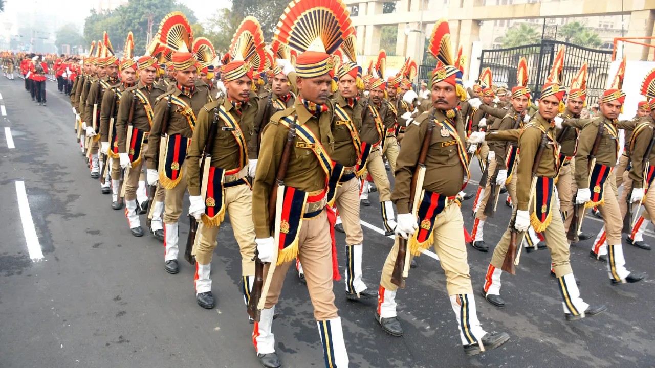 Republic Day 2026: 982 कर्मियों को आज mila वीरता और सेवा सम्मान, जानें कौन से क्षेत्र के कर्मचारियों को मिले सबसे अधिक पदक