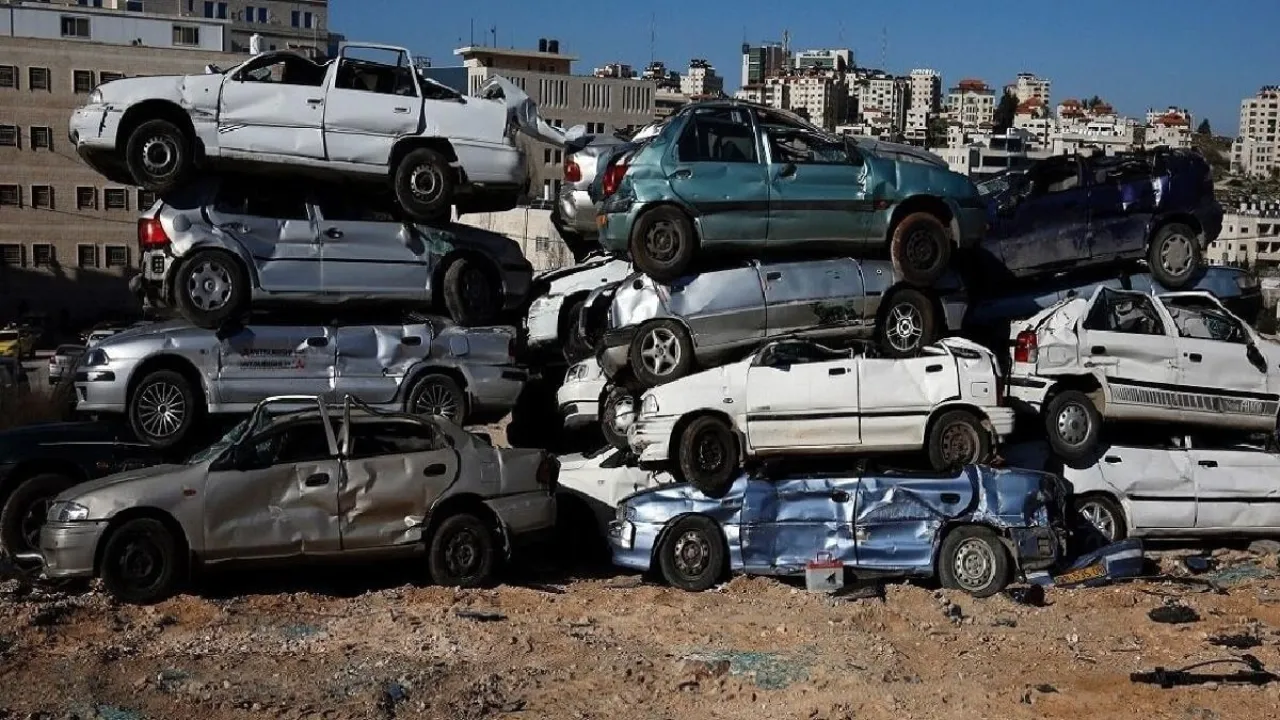 उत्तर प्रदेश बना वाहन स्क्रैपिंग में देश का नंबर-वन... 94,094 वाहनों को स्क्रैप कर लगाया बड़ा रिकॉर्ड