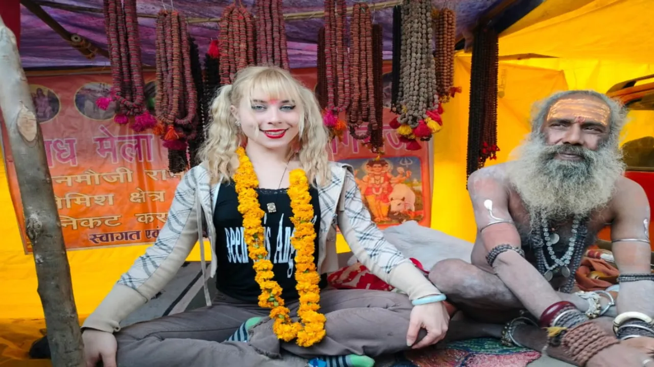 इटली की लुक्रेशिया ने अपनाया सनातन धर्म: माघ मेले में भजन-कीर्तन कर सबको कर रही मोहित, महाकुंभ ने बदल दी जिंदगी!