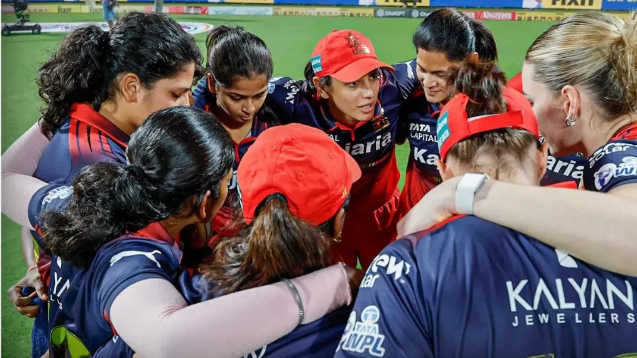 WPL में RCB की बढ़ गई टेंशन... स्टार खिलाड़ी चोट की वजह 'बाहर', जानें अब कब होगा कमबैक