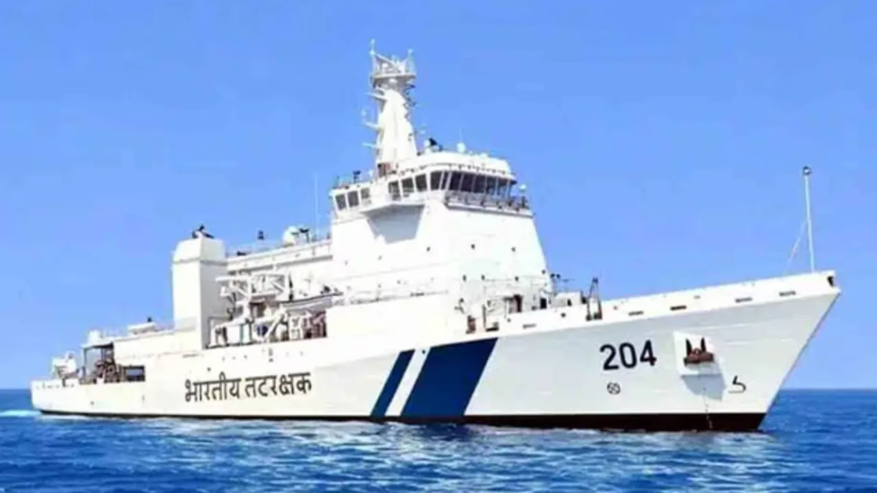 राजनाथ सिंह ने आईसीजी के प्रदूषण नियंत्रण पोत ‘समुद्र प्रताप’ को सेवा में किया शामिल, जानें क्या है खासियत