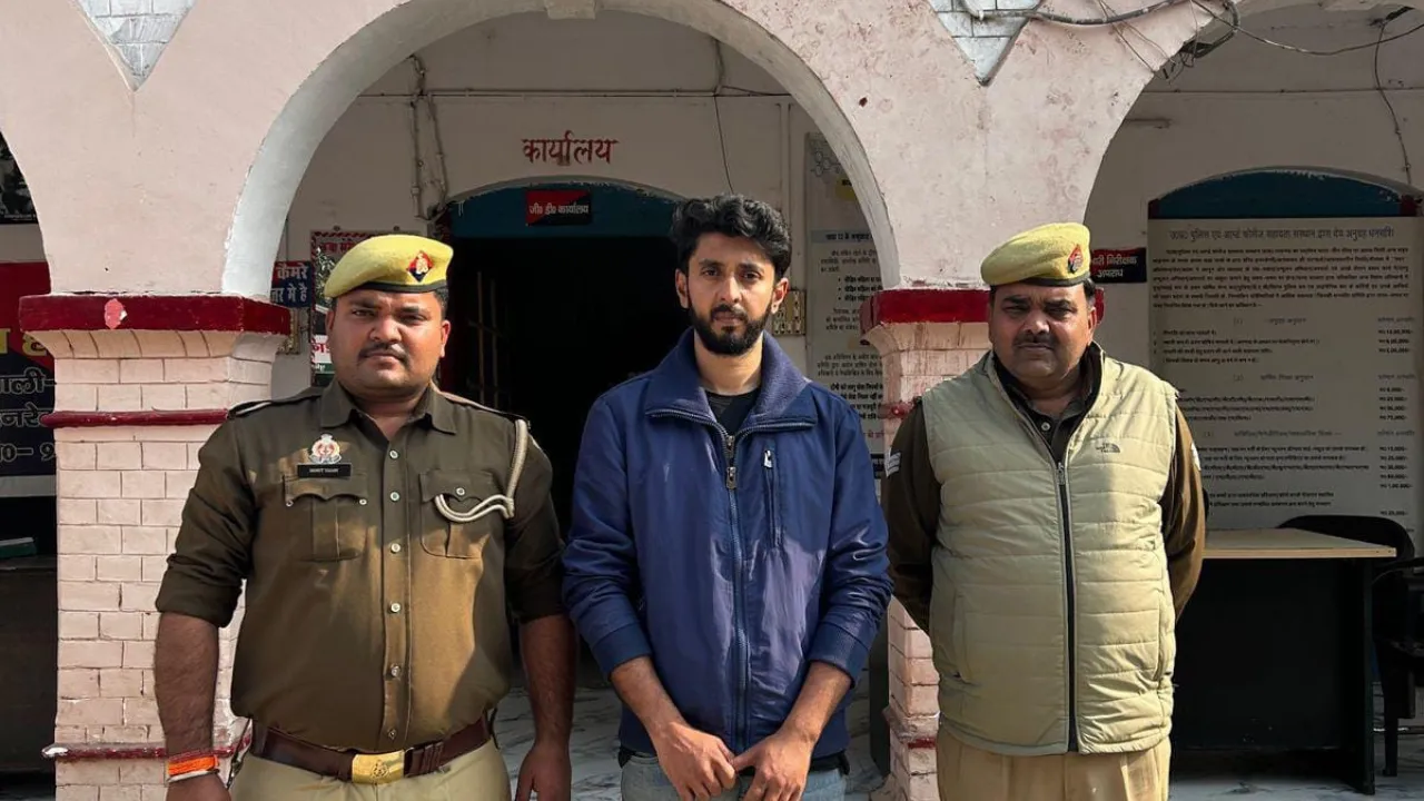 प्रेमी के साथ भागने की चाह में पति को गोमांस तस्करी के झूठे केस में फंसाने की खौफनाक साजिश! लखनऊ पुलिस ने खोला बड़ा राज