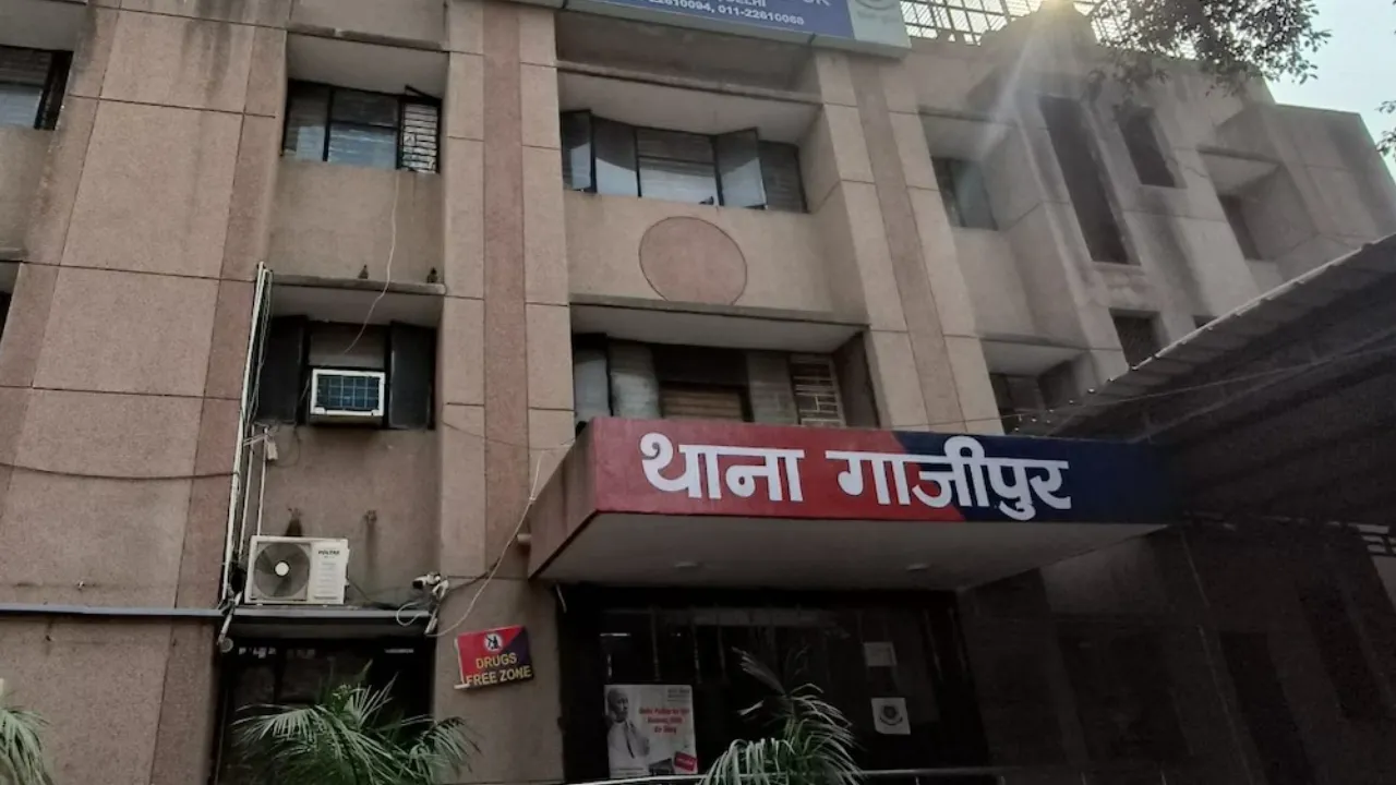 मेजर का मकान कब्जाने वालों की तलाश में जुटी पुलिस, तीन जिलों में दी दबिश