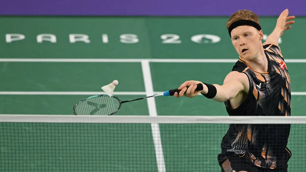 खेल के आड़े आया प्रदूषण... विश्व के नंबर 3 बैडमिंटन खिलाड़ी Antonse ने दिल्ली प्रदूषण के कारण इंडिया ओपन से नाम लिया वापस, लगा भयंकर जुर्माना 