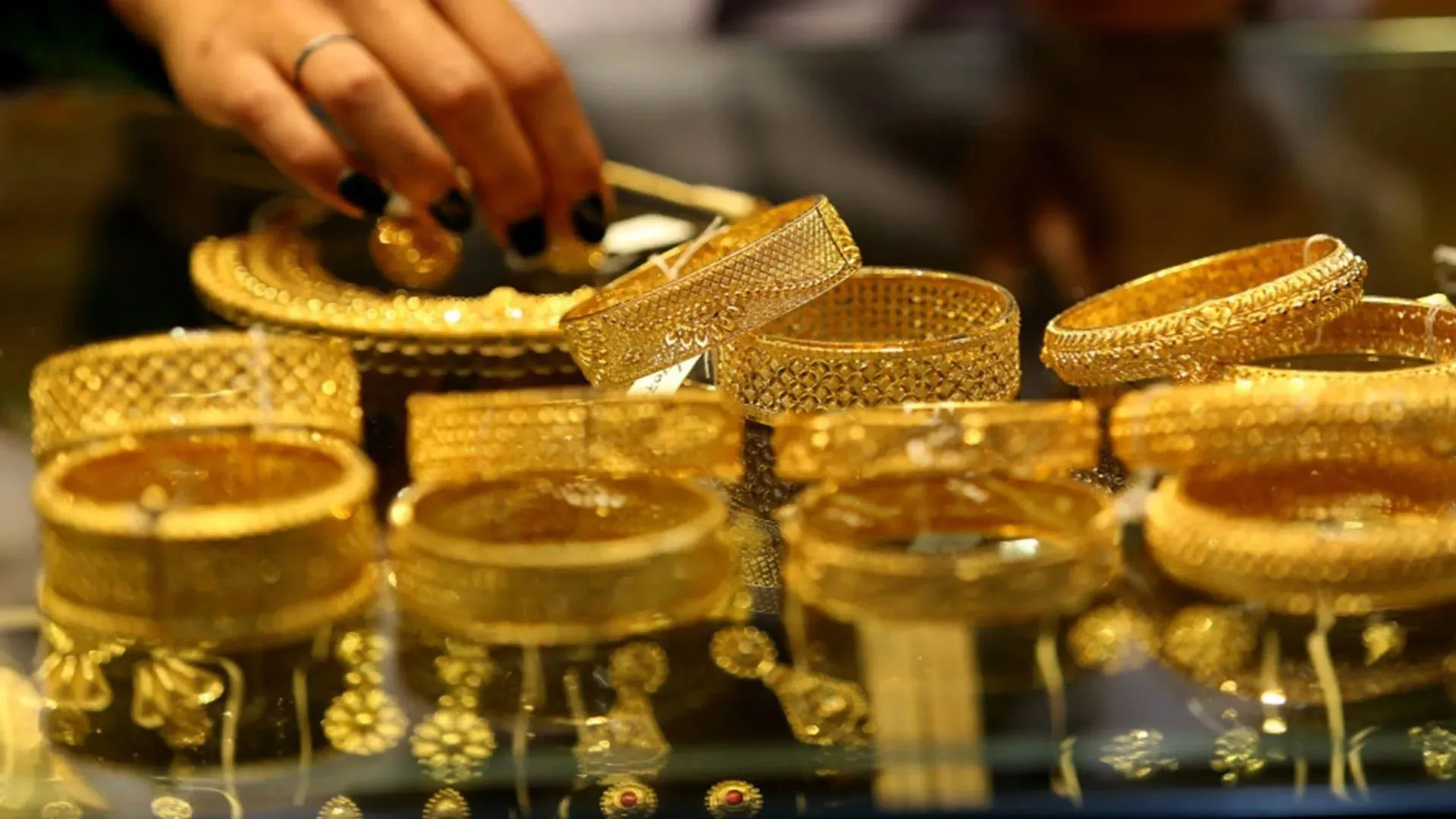 Moradabad: 50 प्रतिशत धनराशि लेकर बुकिंग कर रहे सराफा कारोबारी