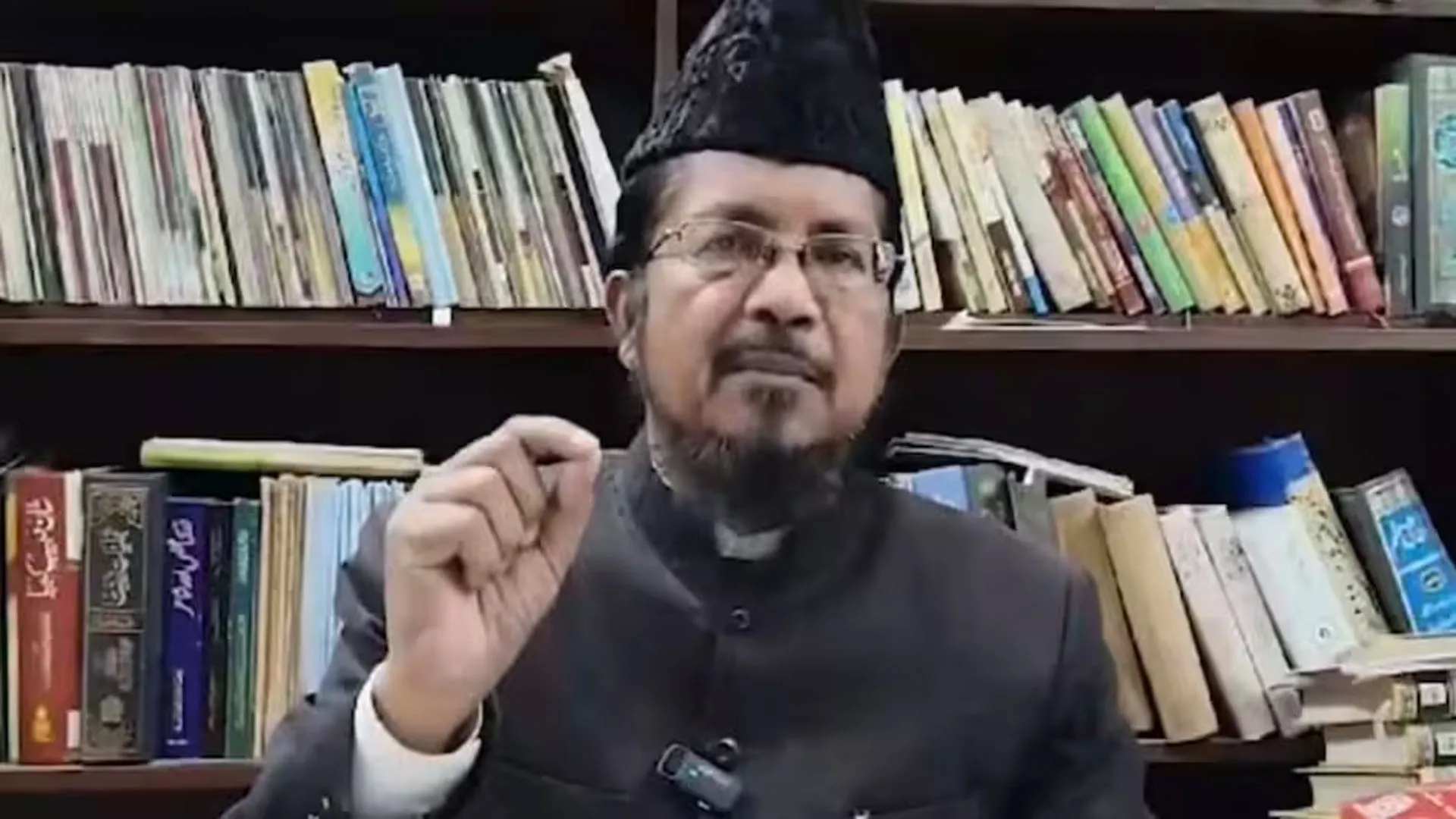 Bareilly: महाराष्ट्र में हज कमेटी का सीईओ हिंदू अधिकारी को बनाने पर भड़के शहाबुद्दीन