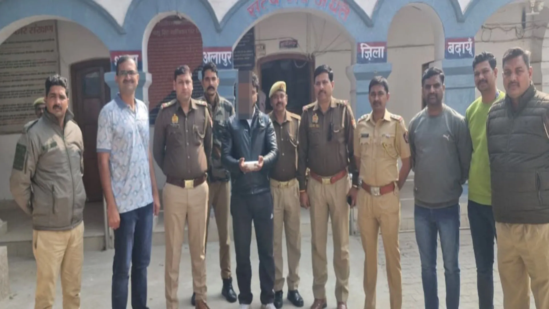 बदायूं: महाराष्ट्र से की चोरी, पुलिस ने 1.50 करोड़ के सोने के साथ पकड़ा आरोपी