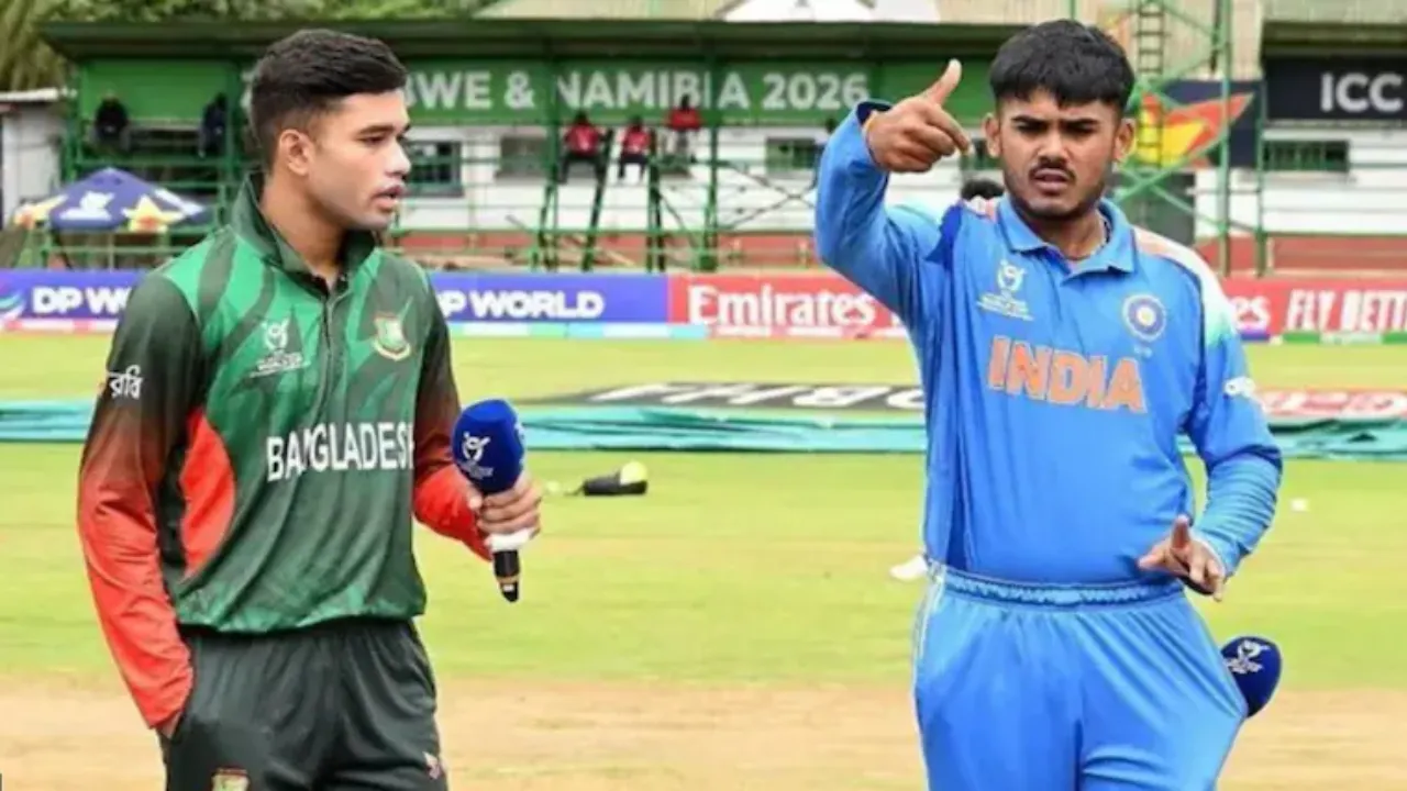 Under-19 World Cup :  क्रिकेट के मैदान पर द्विपक्षीय संबंधों का असर....भारत-बांग्लादेश मैच में बिना 'हैंडशेक' के हुआ टॉस 