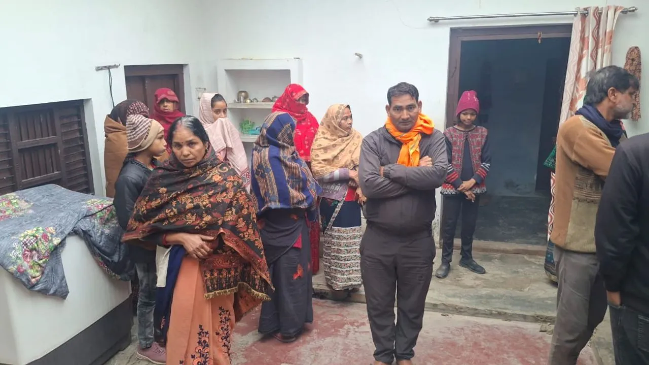  रायबरेली में बदमाशों ने किया किसान पर चाकुओं से हमला, इलाज जारी... जांच में जुटी पुलिस 