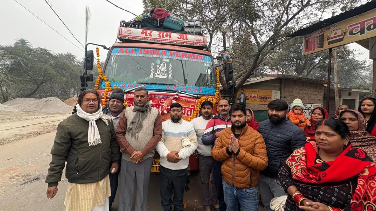    बाराबंकी : मां वैष्णो देवी दर्शन के लिए श्रद्धालुओं का जत्था रवाना, 7 जनवरी को लगेगा चौथा विशाल भंडारा