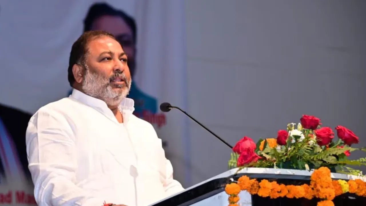  सड़क सुरक्षा कार्यशाला में बोले यूपी परिवहन मंत्री, नियमों का पालन ही मौतों में कमी का सबसे बड़ा उपाय 