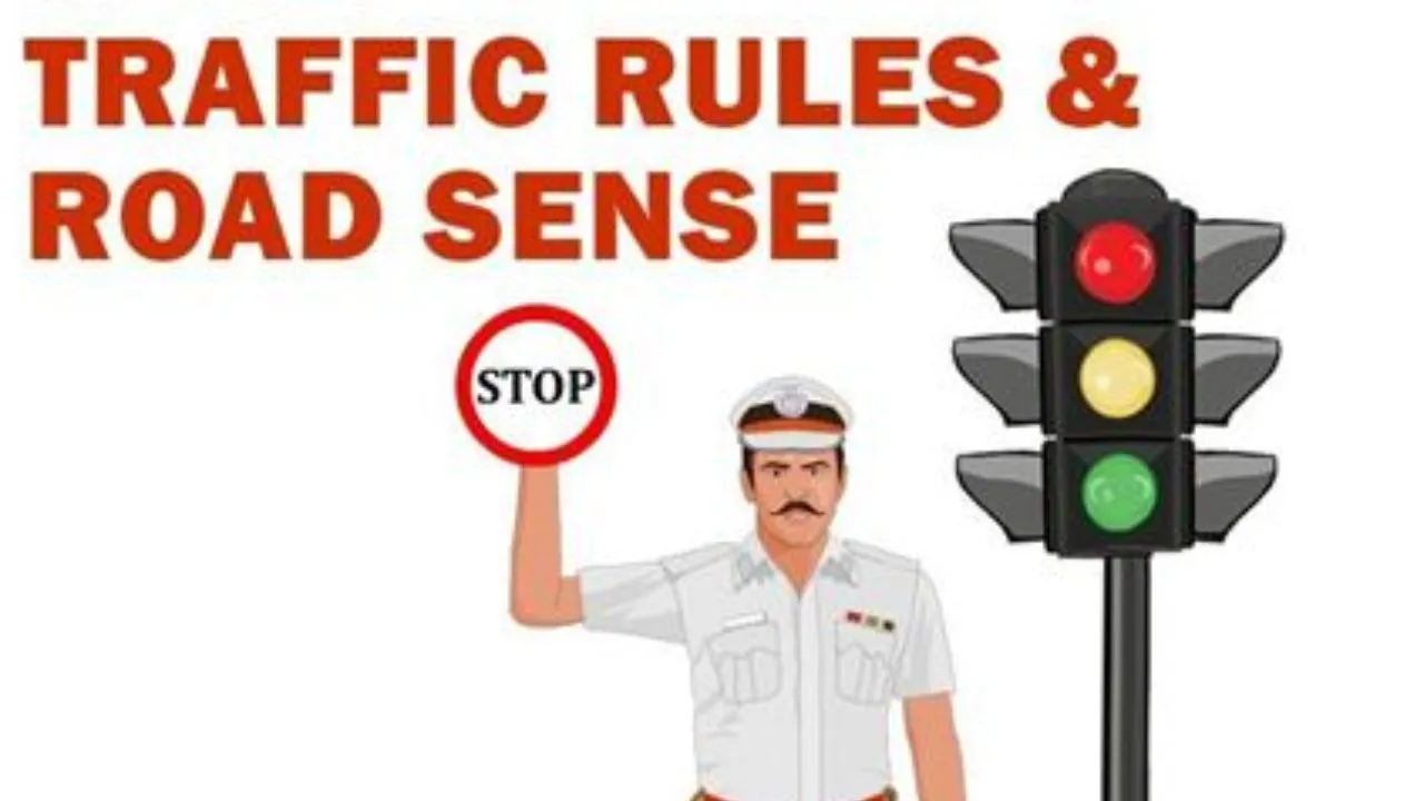  यातायात नियमों का पालन करे वालों को किया गया सम्मानित: गुलाब देकर चालकों का स्वागत, सकारात्मक पहल की सराहना  