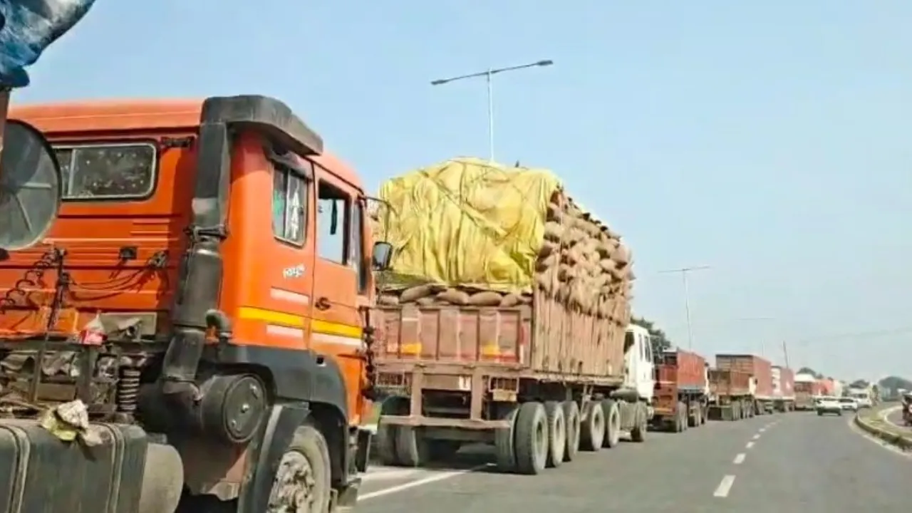 ओवरलोडिंग और सड़क सुरक्षा को लेकर गंभीर हुए परिवहन विभाग, संयुक्त बैठक में बनाई गई रणनीति