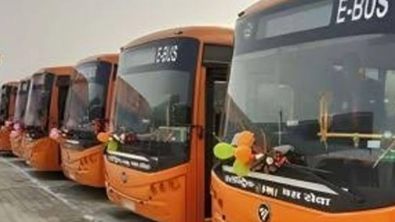 नगरीय परिवहन बनेगा हरित-आधुनिक: मुख्य सचिव की बैठक में बड़े फैसले वातानुकूलित इलेक्ट्रिक बसों की खरीद को सैद्धांतिक मंजूरी