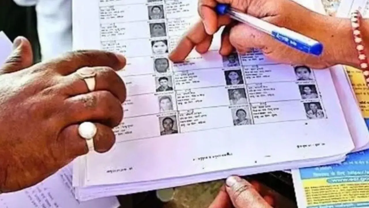 SIR के लंबित मामलों पर जवाब-तलब: DEO–ERO को सख्त निर्देश, बर्दाश्त नहीं लापरवाही 