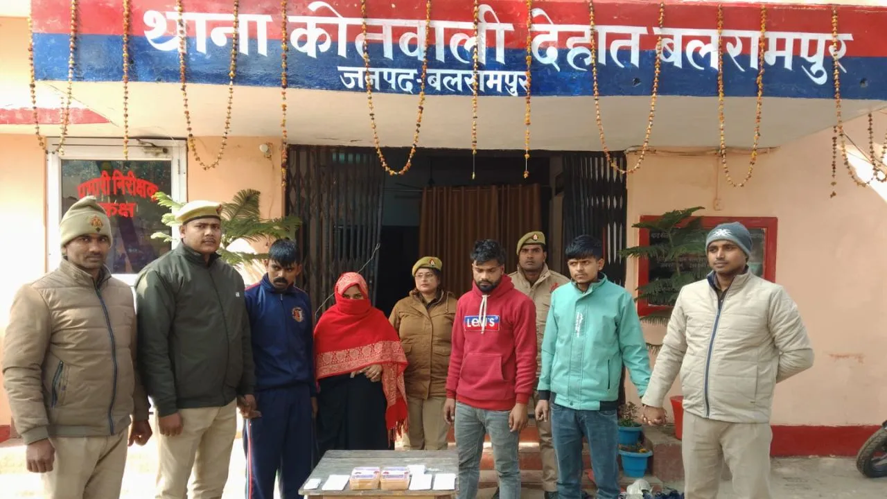  नशे के सौदागरों पर पुलिस का शिकंजा: 5 लाख की स्मैक जब्त, 3 तस्कर समेत 1 महिला गिरफ्तार