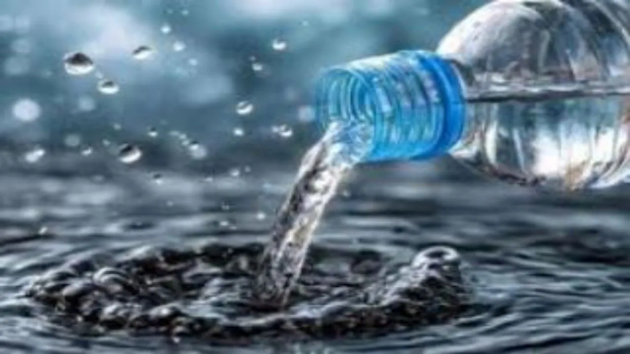 UP : 164 पैकेज्ड ड्रिंकिंग व मिनरल वाटर इकाइयों के लाइसेंस होंगे निलंबित